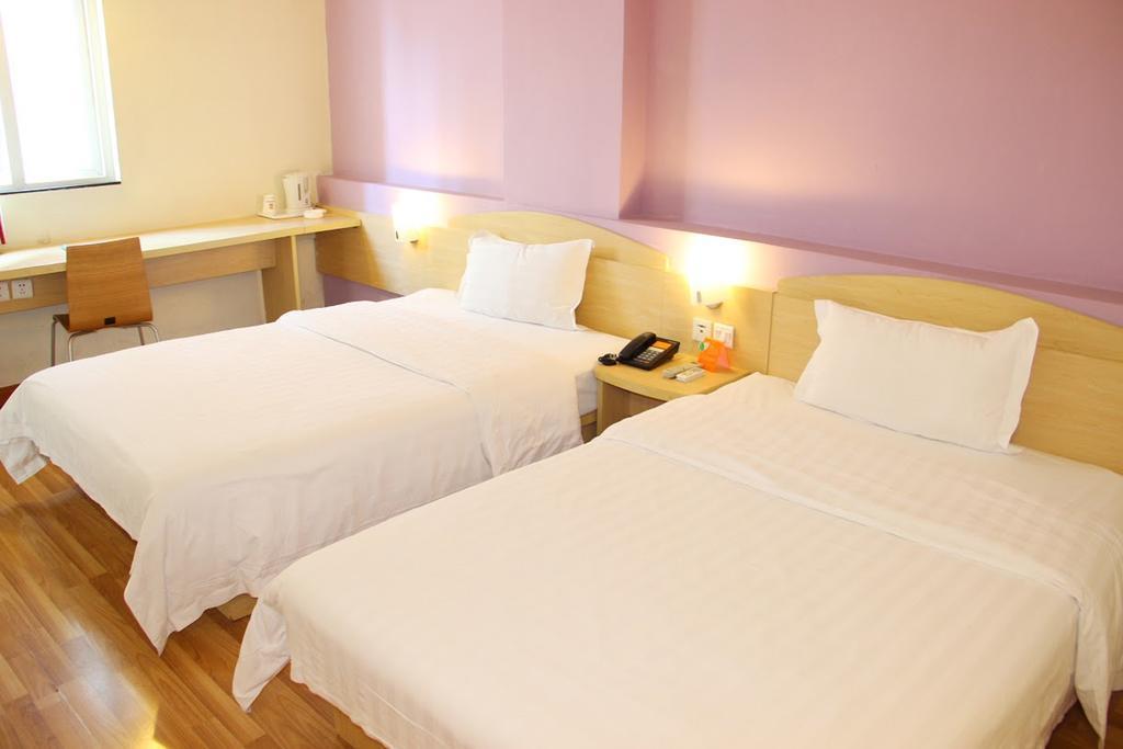 7Days Premium Harbin Heping Road Provincial Government Kamer foto